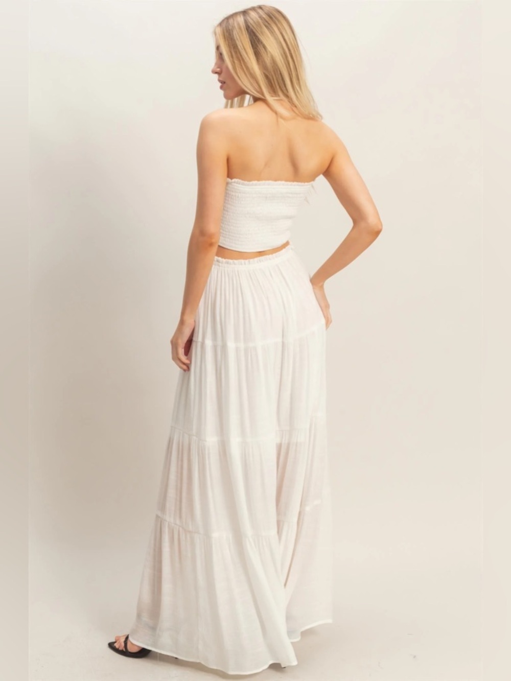 NEW HYFVE White Smocked Tube Top & Tiered Maxi Skirt Set Size Large - Picture 2 of 8